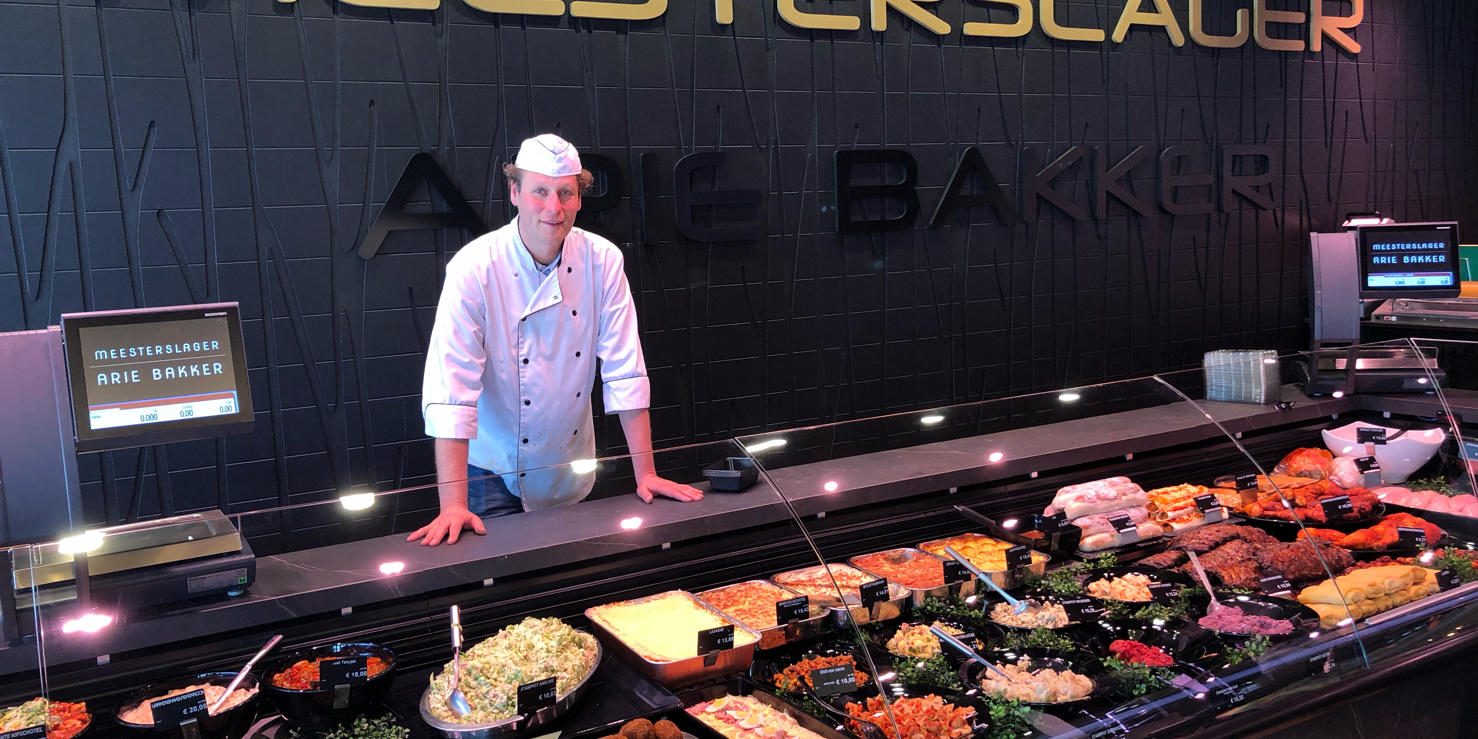 Meesterslager Arie Bakker - Winkelcentrum Makado