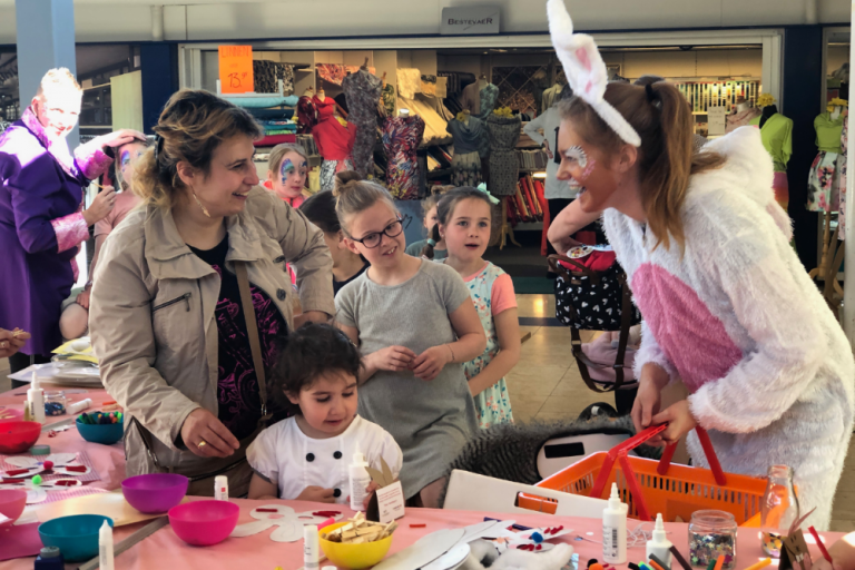 Paasknutsels maken - Pasen bij winkelcentrum Makado