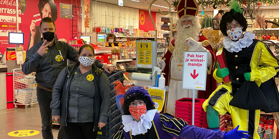 makado-verrassingsbezoek-sint-en-pieten-1