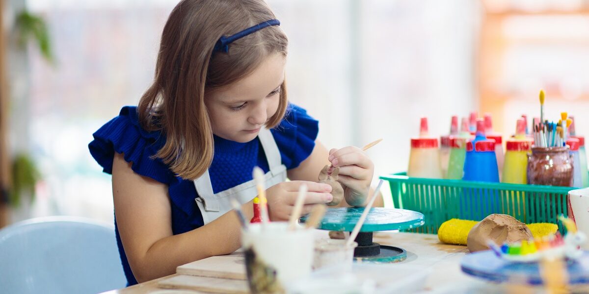 Child,Working,On,Pottery,Wheel.,Kids,Arts,And,Crafts,Class